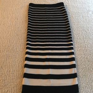 Ann Taylor Skirt 🤍